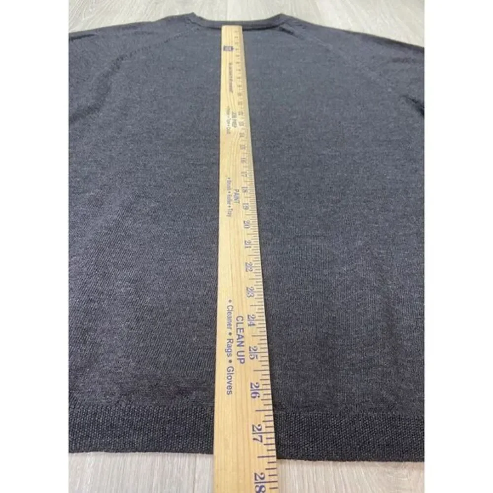 Banana Republic Sweater Men XL Gray Fine Merino Wool V Neck Italian Classic Golf